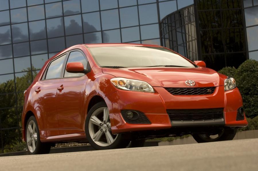  Toyota Corolla Matrix 2009 года  (фото 30 из 43)